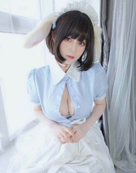 欧美18v69_超清免费在线播放