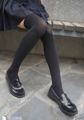 一边摸下一边吃奶免费视频_高清完整版