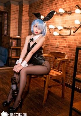 巜瑜伽室里的激情HD在线观看_蓝光在线播放观看